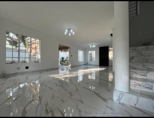 3 BEDROOM PROPERTY TO RENT IN STERREWAG